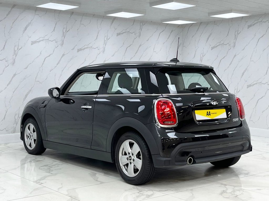 Used MINI Hatch 2023 for sale - 76445886: Photo 9