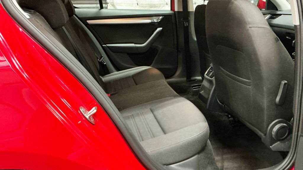 Used Skoda Octavia 2019 for sale - 76962398: Photo 11