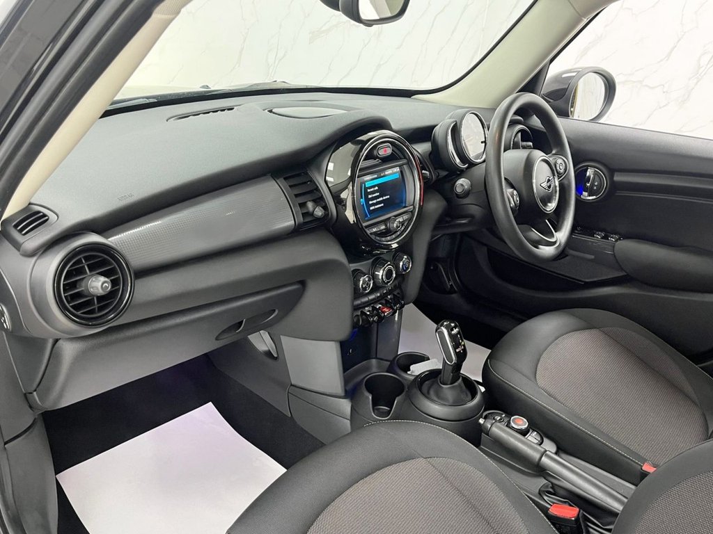 Used MINI Hatch 2019 for sale - 75877092: Photo 17