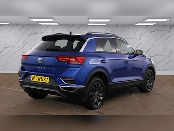 Used Volkswagen T-Roc 2020 for sale - 78658090: Photo