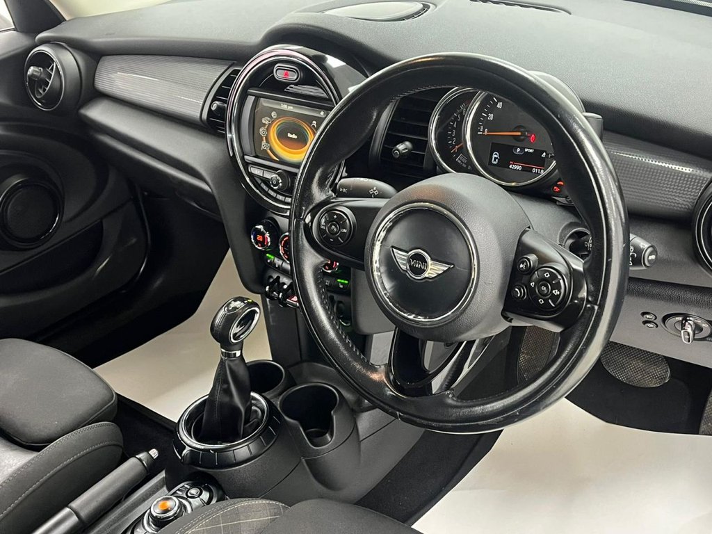 Used MINI Hatch 2017 for sale - 76900755: Photo 28