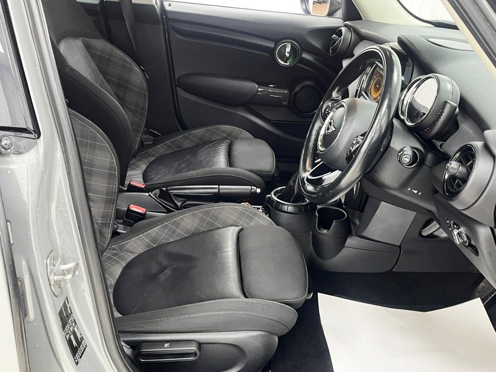 Used MINI Hatch 2017 for sale - 76900755: Photo 29