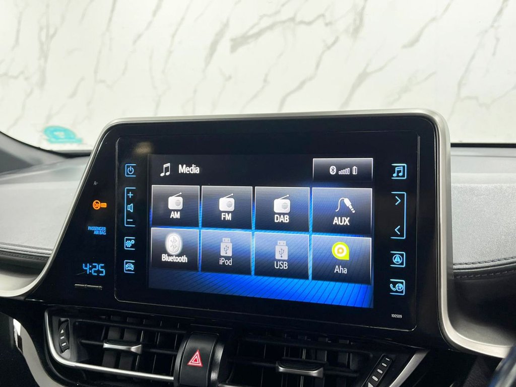 Used Toyota C-HR 2019 for sale - 77056309: Photo 19