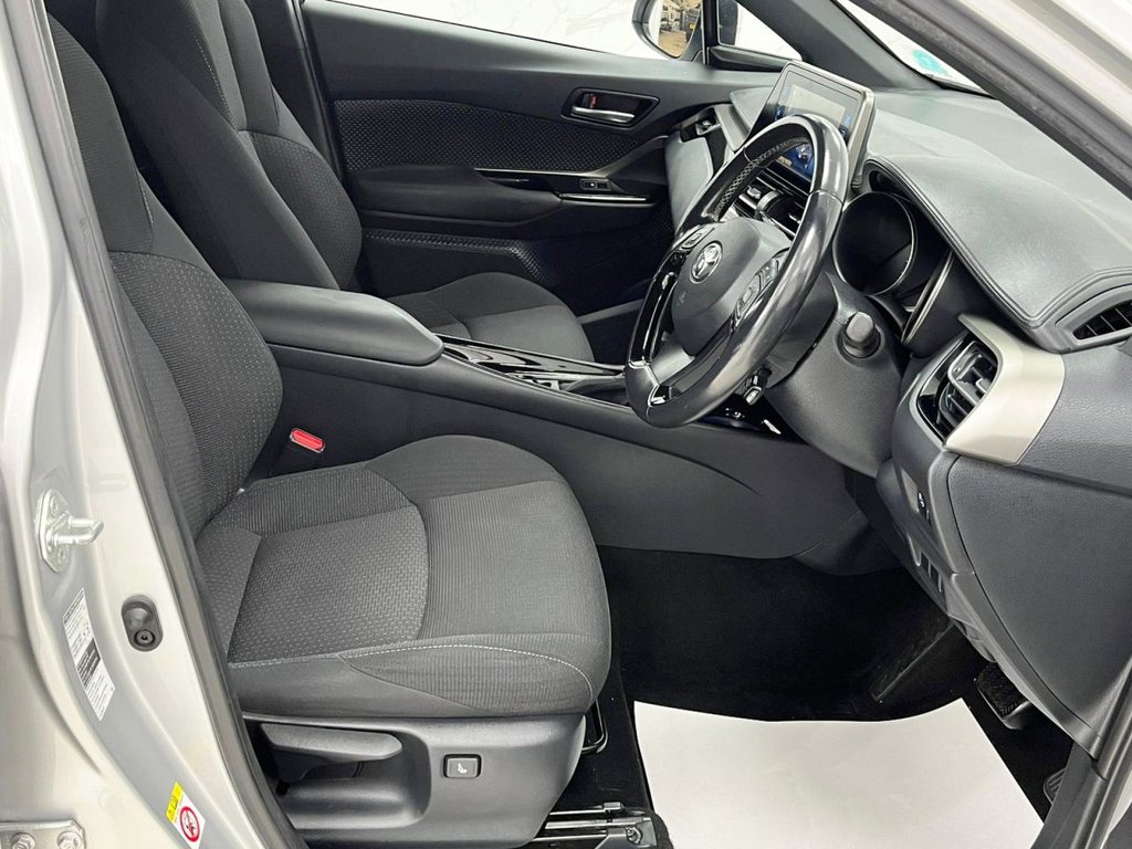 Used Toyota C-HR 2019 for sale - 77056309: Photo 26