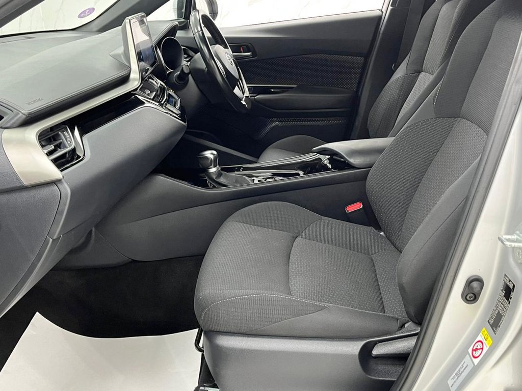 Used Toyota C-HR 2019 for sale - 77056309: Photo 29