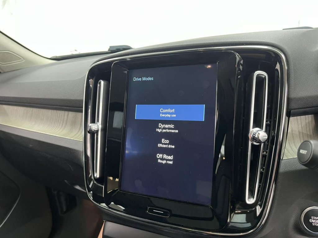 Used Volvo XC40 2018 for sale - 75961888: Photo 21