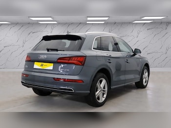 Used Audi Q5 2019 for sale - 78401624: Photo