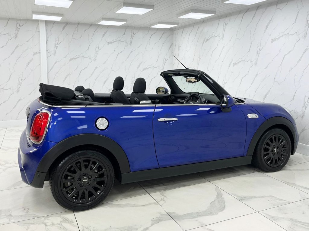 Used MINI Convertible 2019 for sale - 75936888: Photo 12