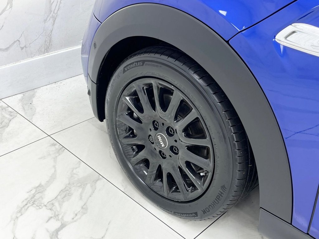 Used MINI Convertible 2019 for sale - 75936888: Photo 15