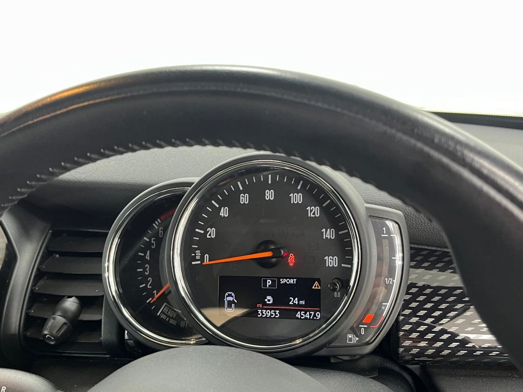 Used MINI Convertible 2019 for sale - 75936888: Photo 33