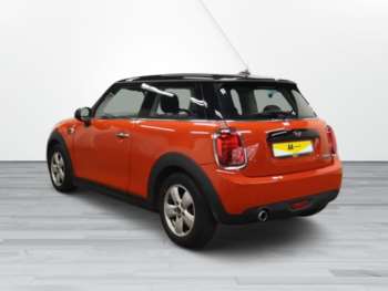 Used MINI Hatch 2019 for sale - 74916851: Photo