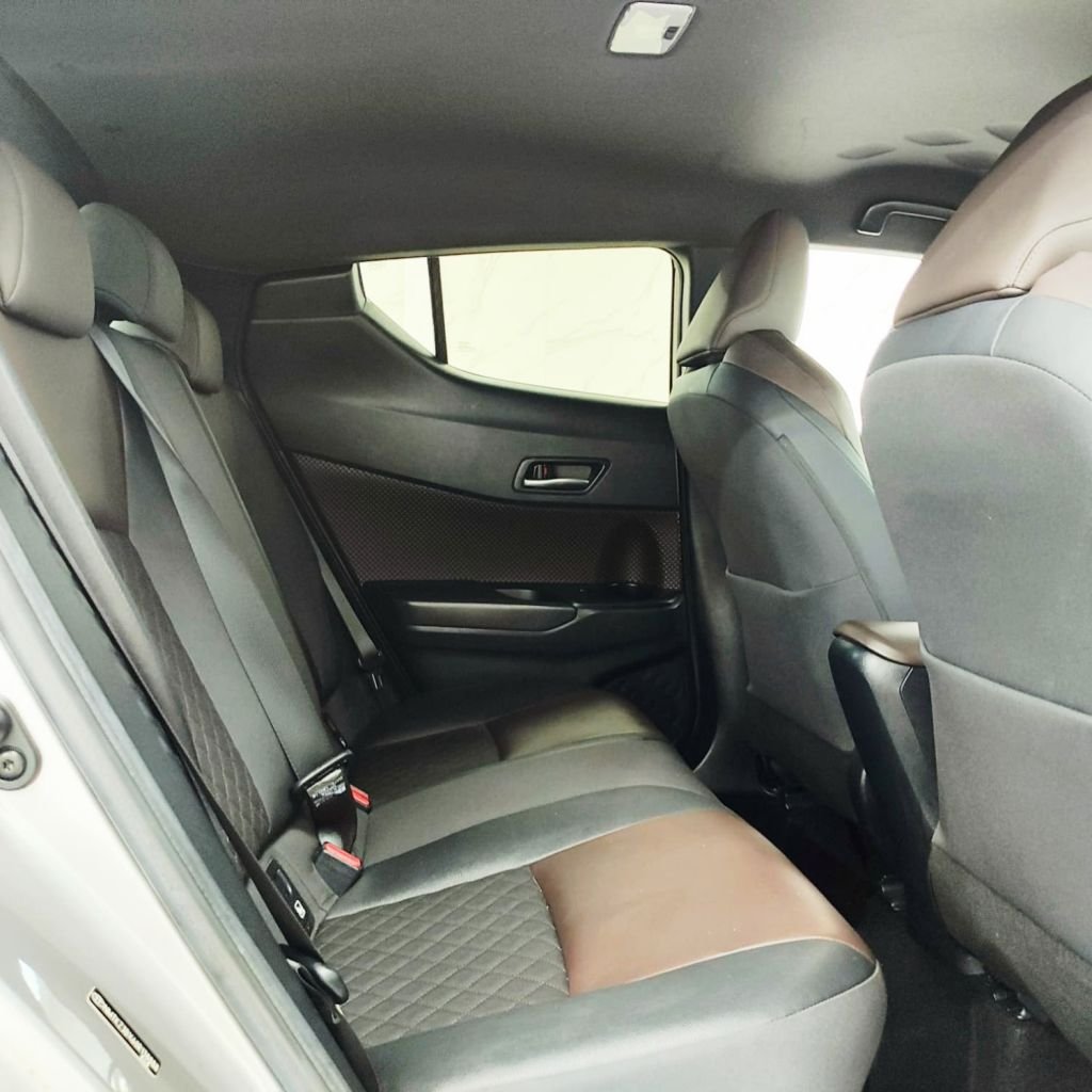 Used Toyota C-HR 2018 for sale - 78145436: Photo 32