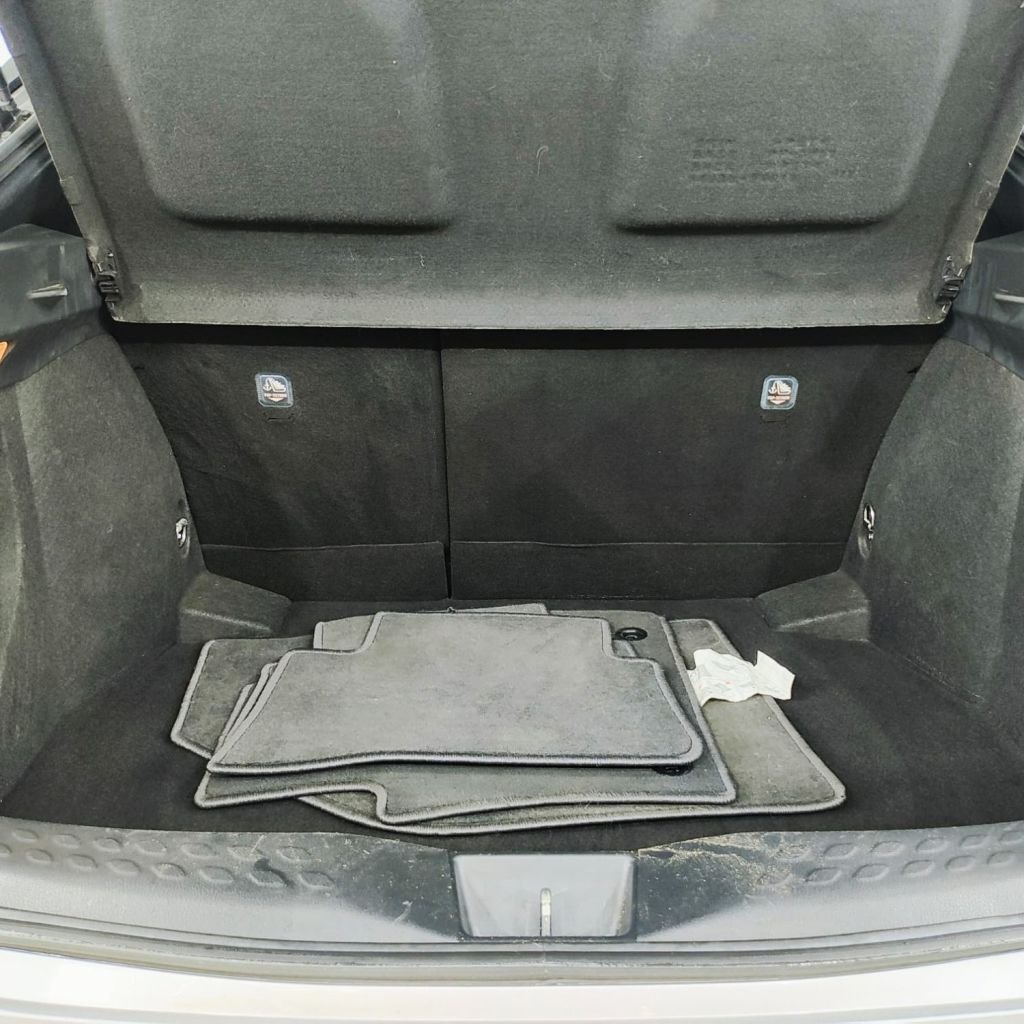 Used Toyota C-HR 2018 for sale - 78145436: Photo 33