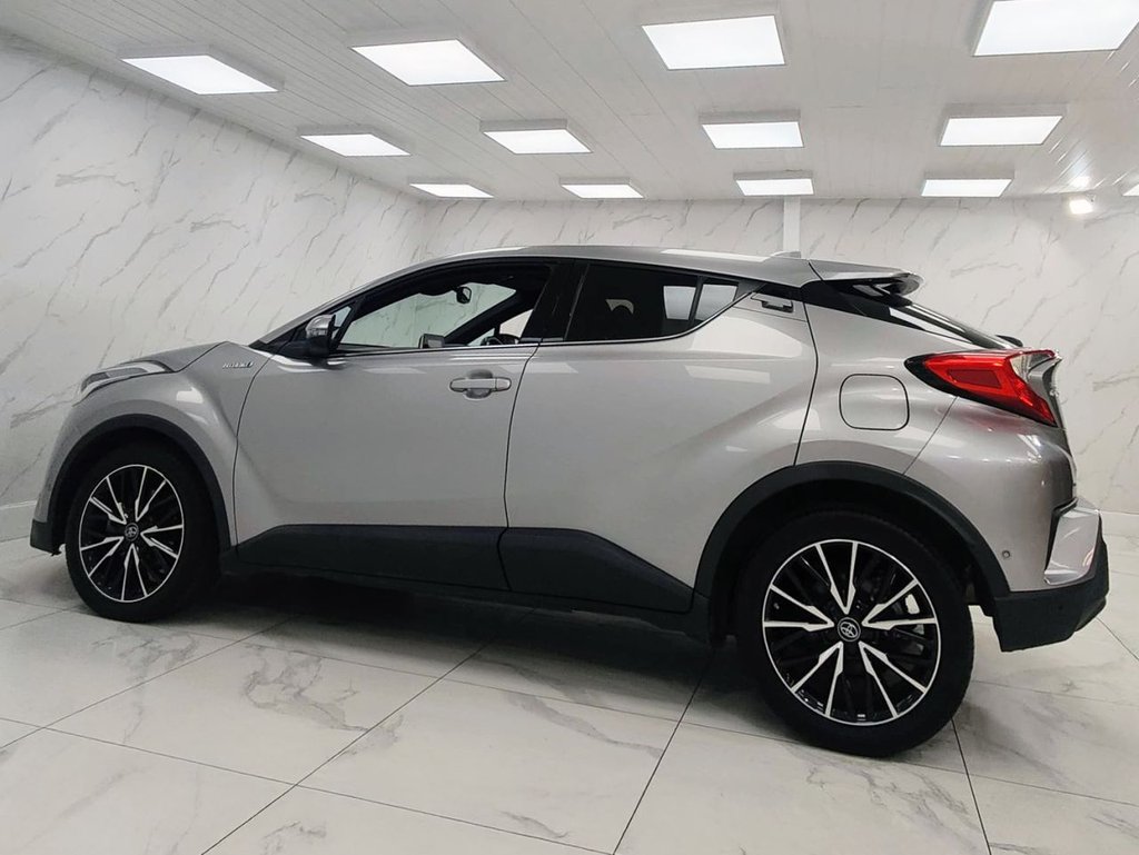 Used Toyota C-HR 2018 for sale - 78145436: Photo 8