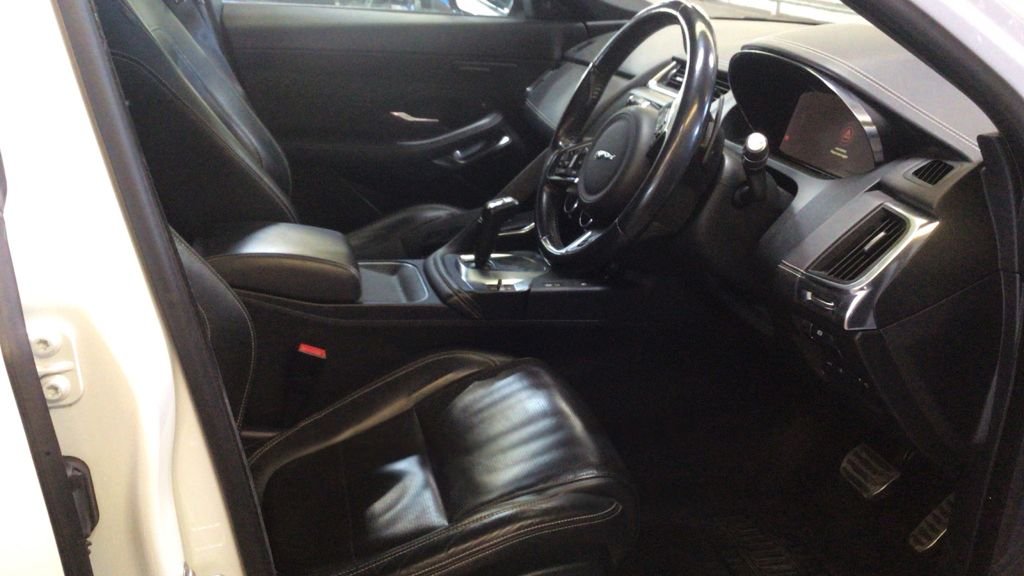 Used Jaguar E-Pace 2018 for sale - 77991071: Photo 8