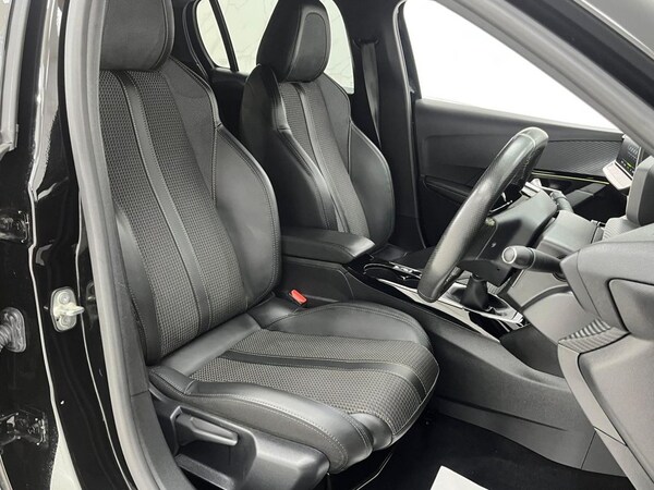 Used Peugeot 208 2023 for sale - 75286832: Photo 29