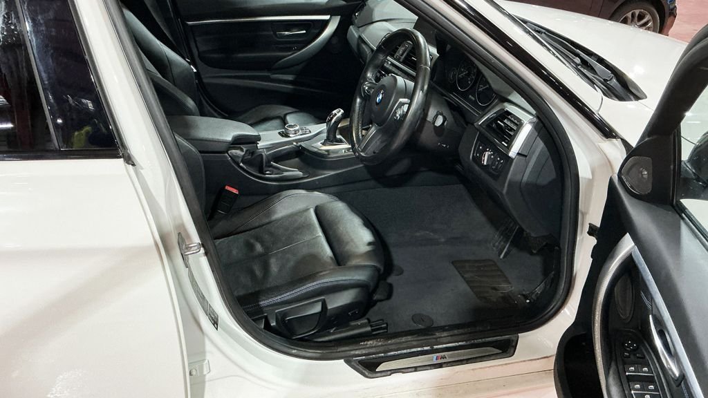 Used BMW 3 Series 2019 for sale - 77534947: Photo 11