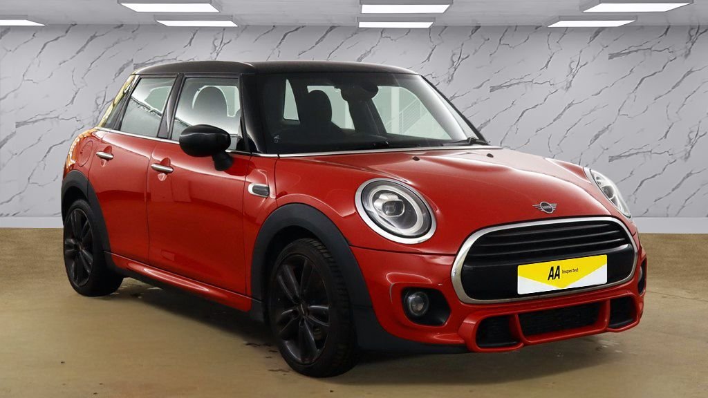 Used MINI Hatch 2019 for sale - 76900780: Photo 2