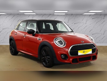 Used MINI Hatch 2019 for sale - 76900780: Photo