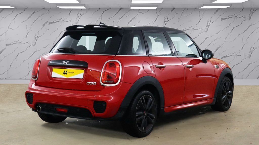 Used MINI Hatch 2019 for sale - 76900780: Photo 4