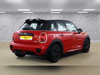 Used MINI Hatch 2019 for sale - 76900780: Photo