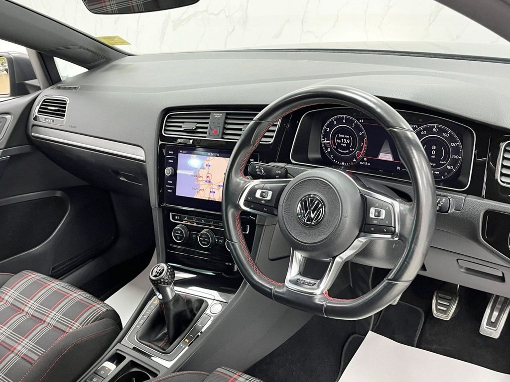 Used Volkswagen Golf 2019 for sale - 75937109: Photo 30
