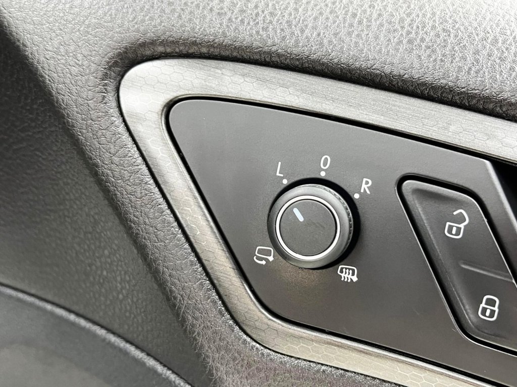 Used Volkswagen Golf 2019 for sale - 75937109: Photo 31