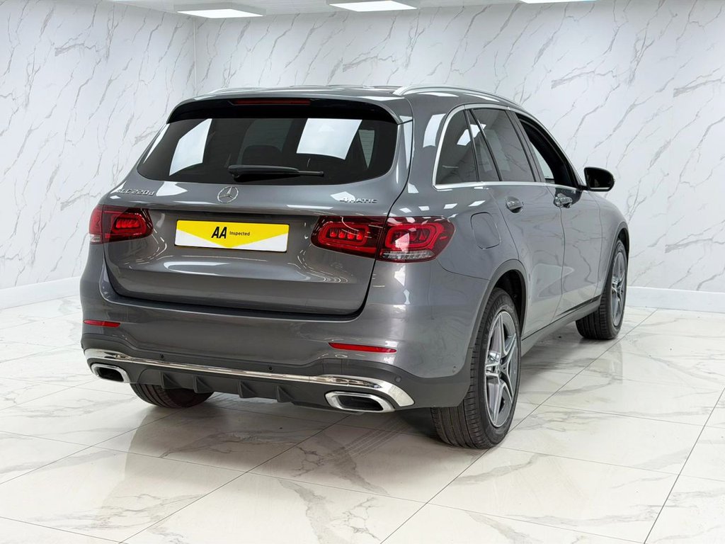 Used Mercedes-Benz GLC 2022 for sale - 76280082: Photo 11