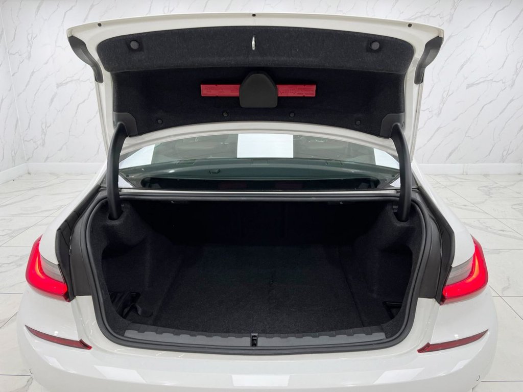 Used BMW 3 Series 2021 for sale - 75923557: Photo 42