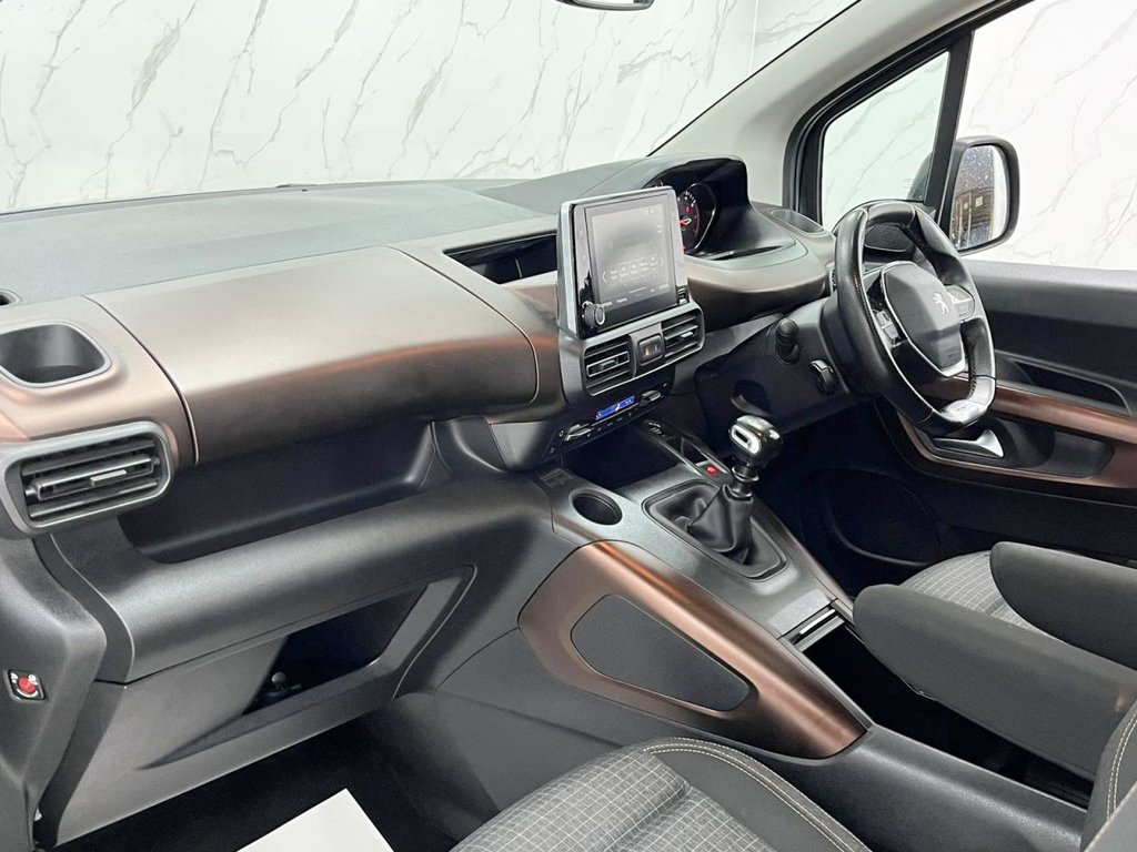 Used Peugeot Rifter 2019 for sale - 76950485: Photo 16