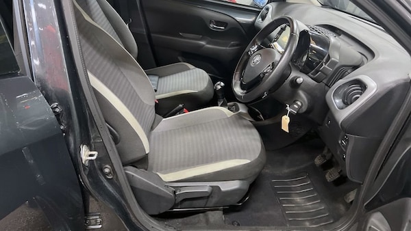 Used Toyota AYGO 2020 for sale - 76223078: Photo 8
