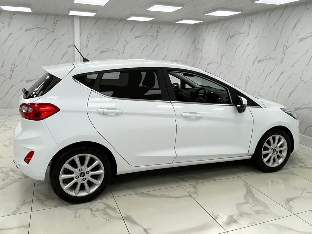 Used Ford Fiesta 2018 for sale - 76820992: Photo 11