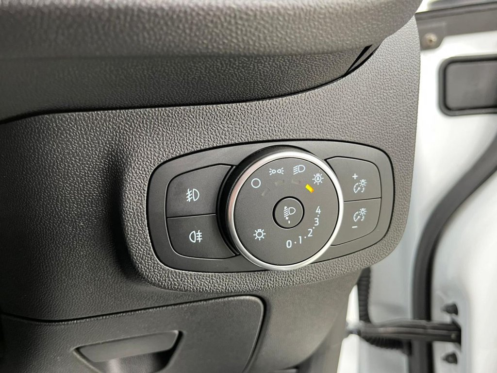 Used Ford Fiesta 2018 for sale - 76820992: Photo 29