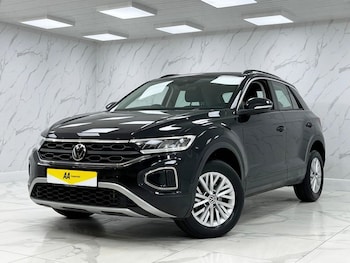 Used Volkswagen T-Roc 2023 for sale - 75573477: Photo