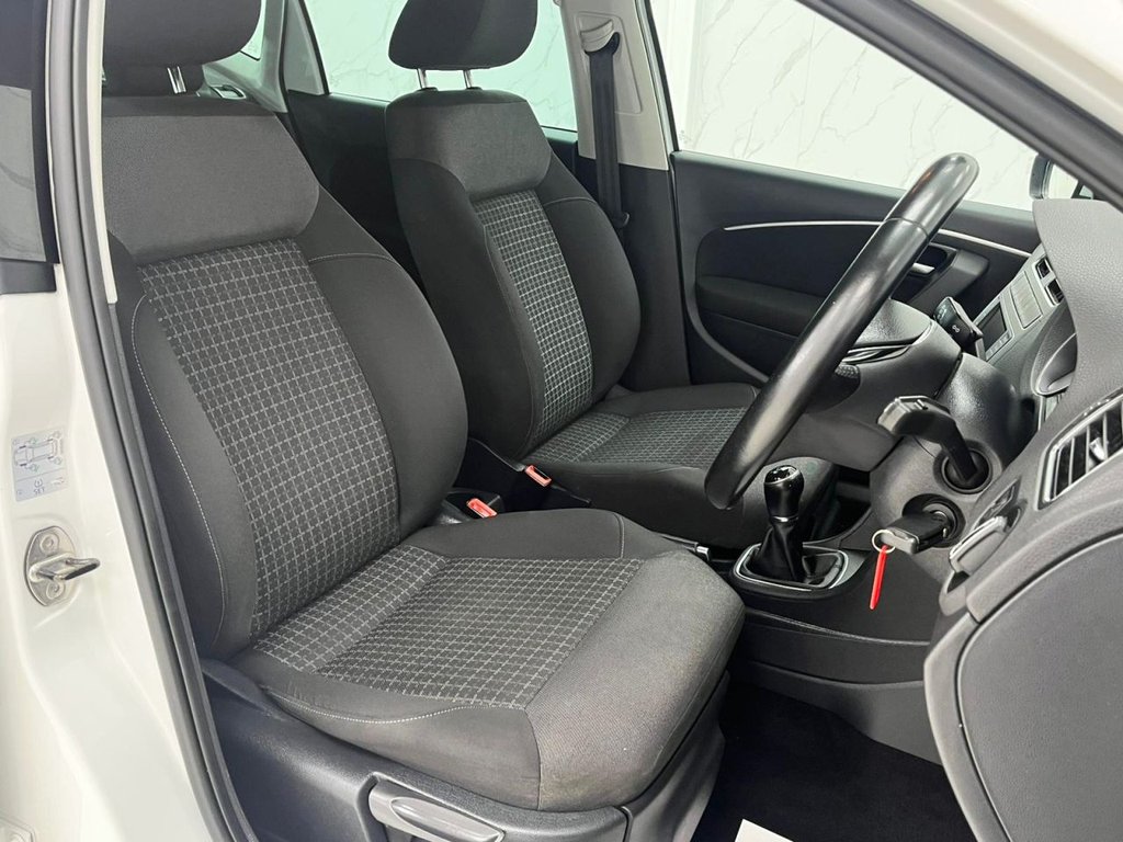 Used Volkswagen Polo 2016 for sale - 77287581: Photo 24