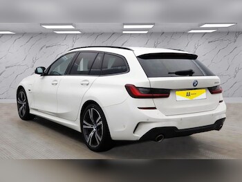 Used BMW 3 Series 2021 for sale - 77521088: Photo