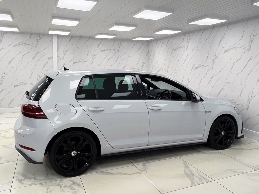 Used Volkswagen Golf 2018 for sale - 76386031: Photo 12