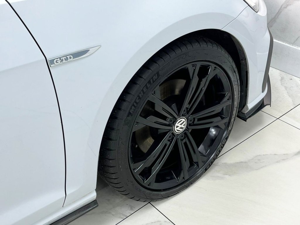 Used Volkswagen Golf 2018 for sale - 76386031: Photo 17