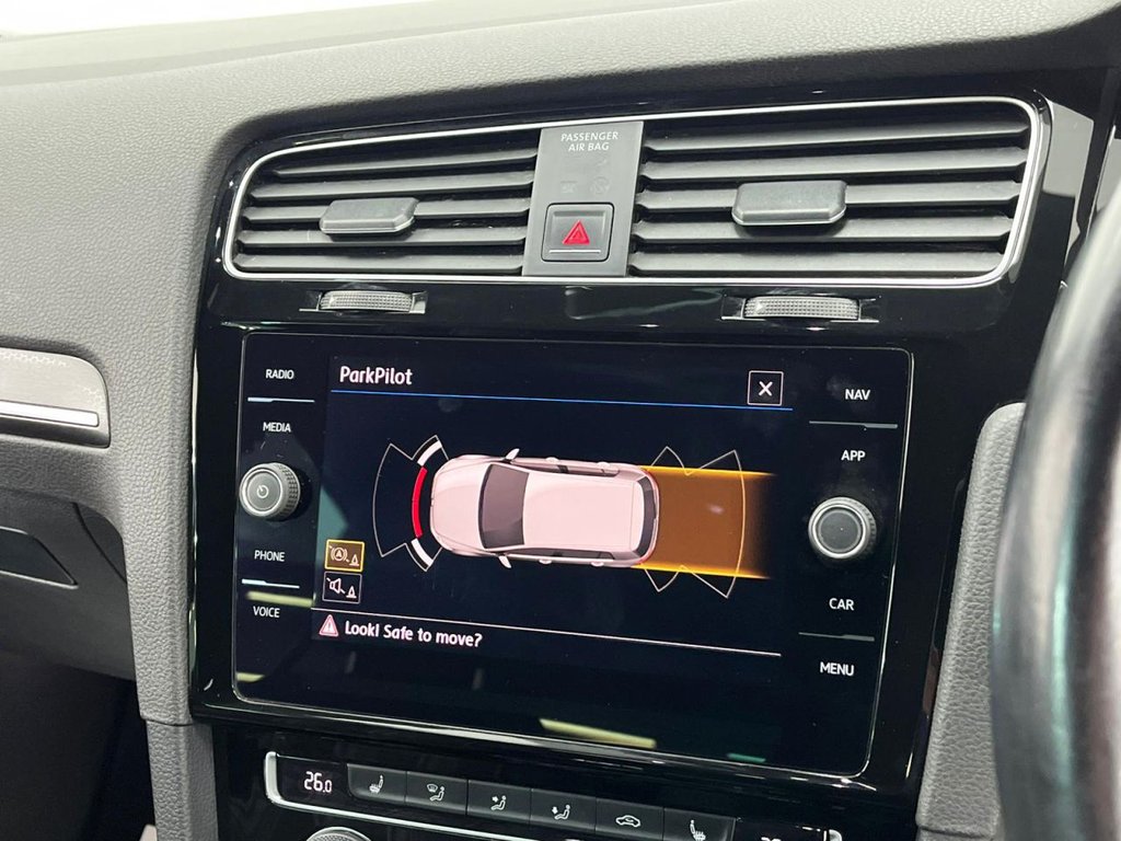 Used Volkswagen Golf 2018 for sale - 76386031: Photo 23