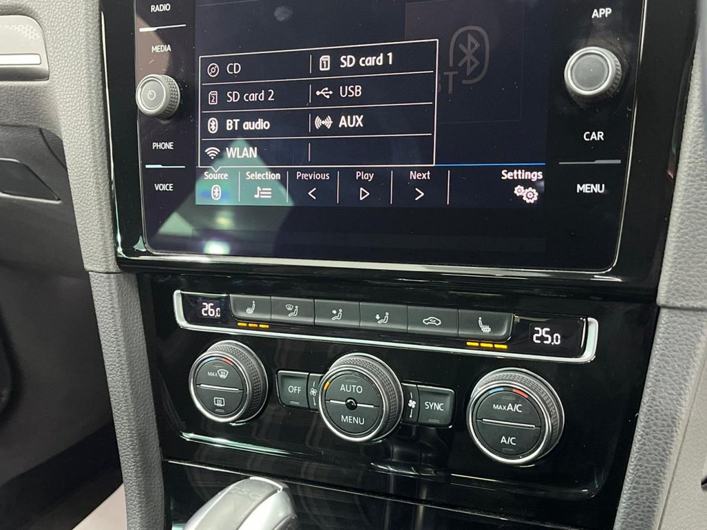 Used Volkswagen Golf 2018 for sale - 76386031: Photo 27