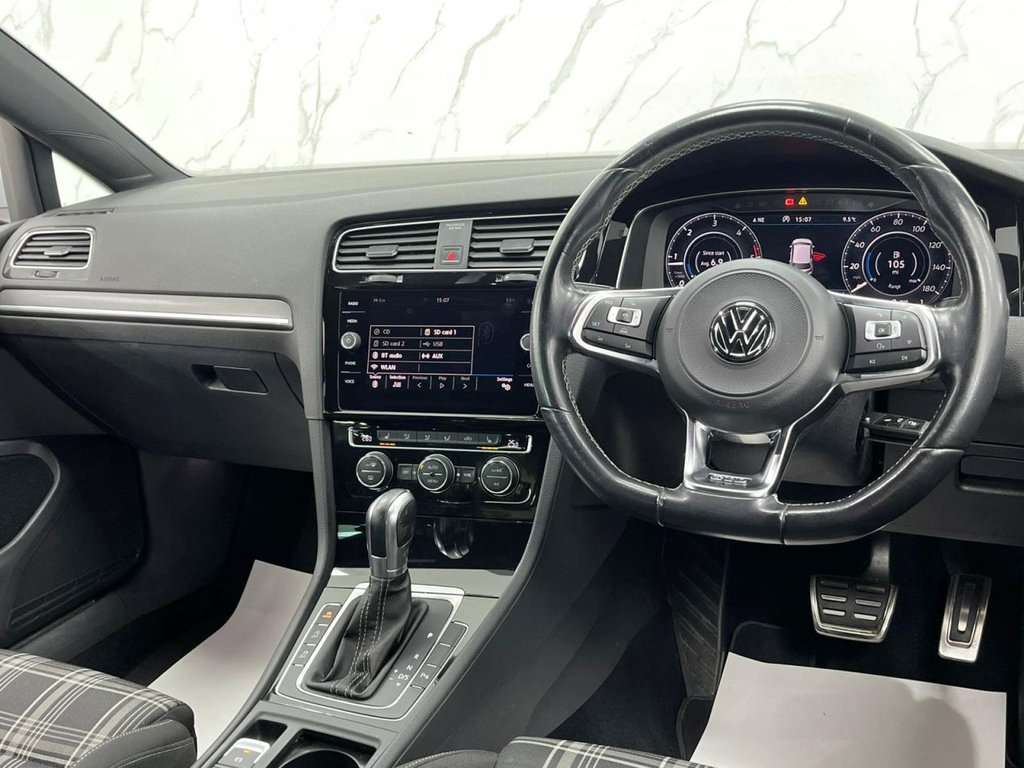 Used Volkswagen Golf 2018 for sale - 76386031: Photo 32