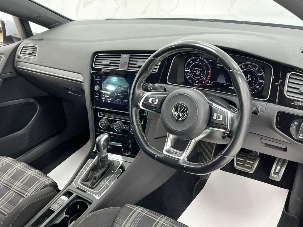 Used Volkswagen Golf 2018 for sale - 76386031: Photo 33