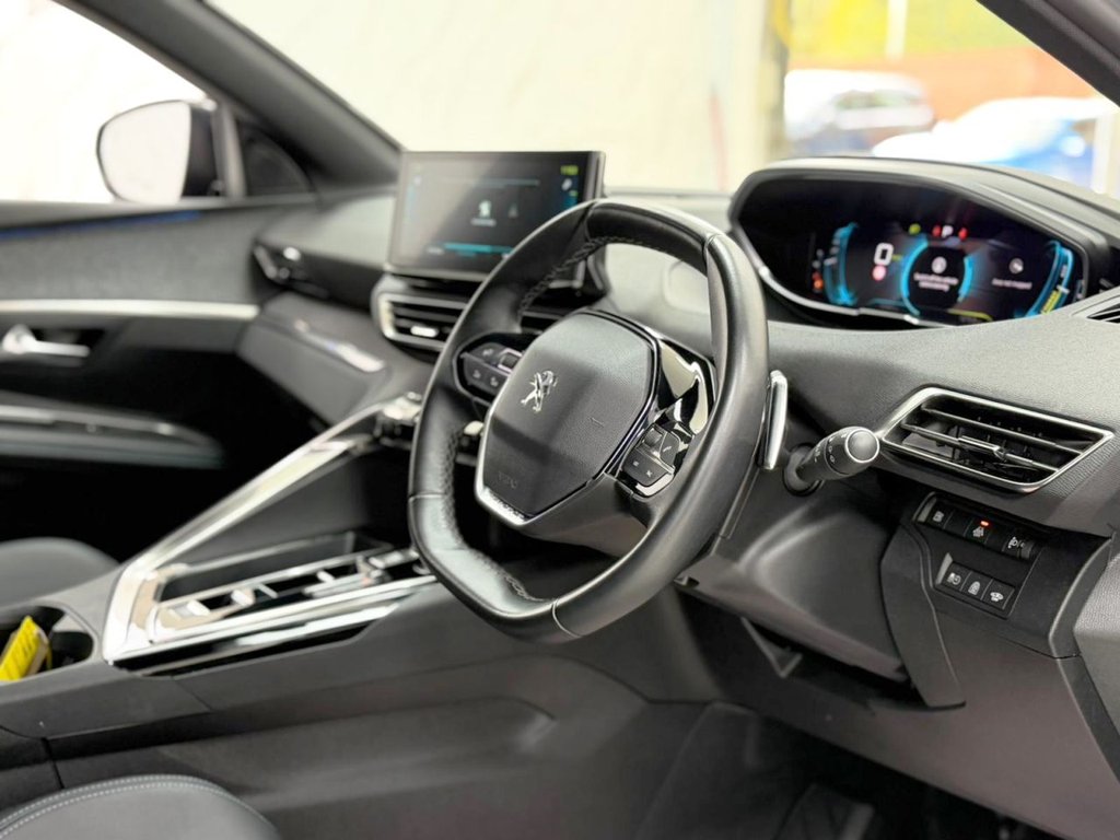 Used Peugeot 3008 2023 for sale - 76223682: Photo 24