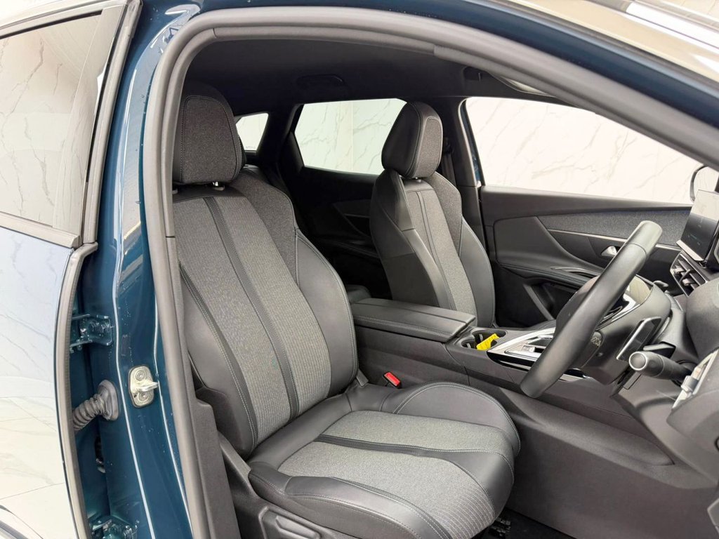 Used Peugeot 3008 2023 for sale - 76223682: Photo 25