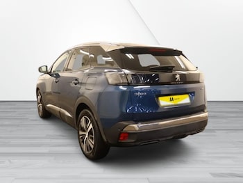 Used Peugeot 3008 2023 for sale - 76223682: Photo 3
