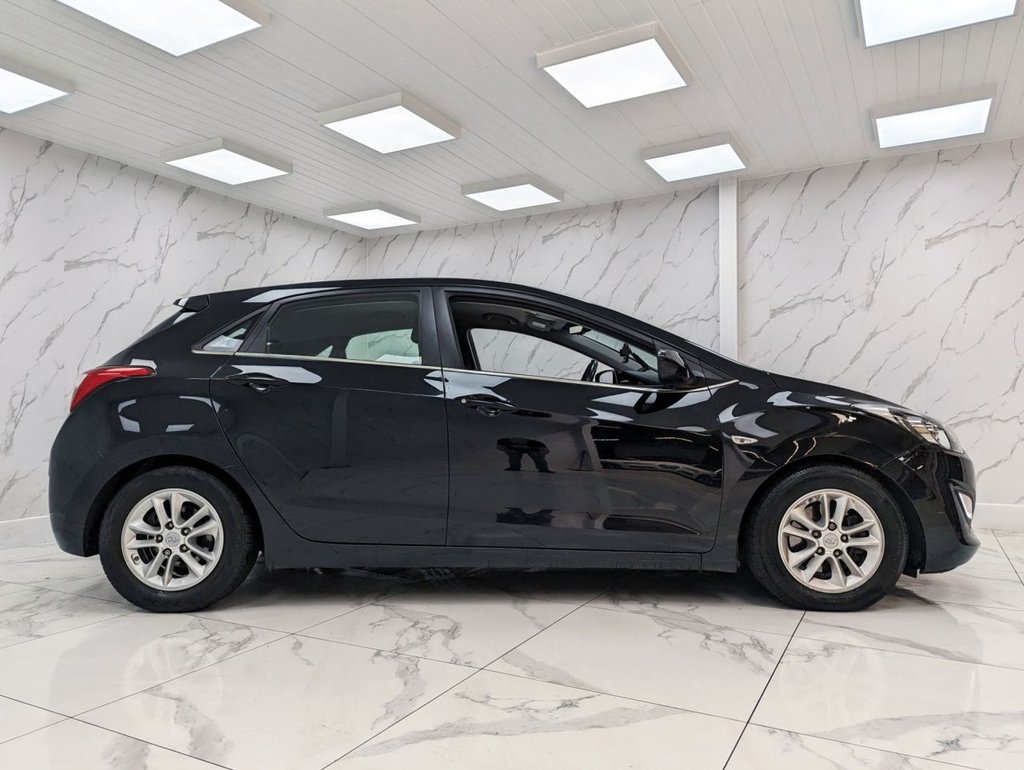 Used Hyundai i30 2016 for sale - 76105710: Photo 13