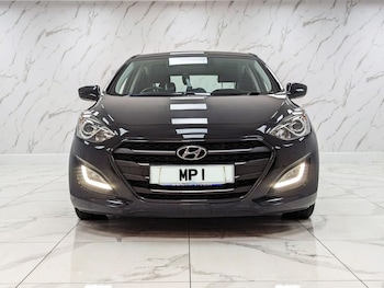 Used Hyundai i30 2016 for sale - 76105710: Photo 4