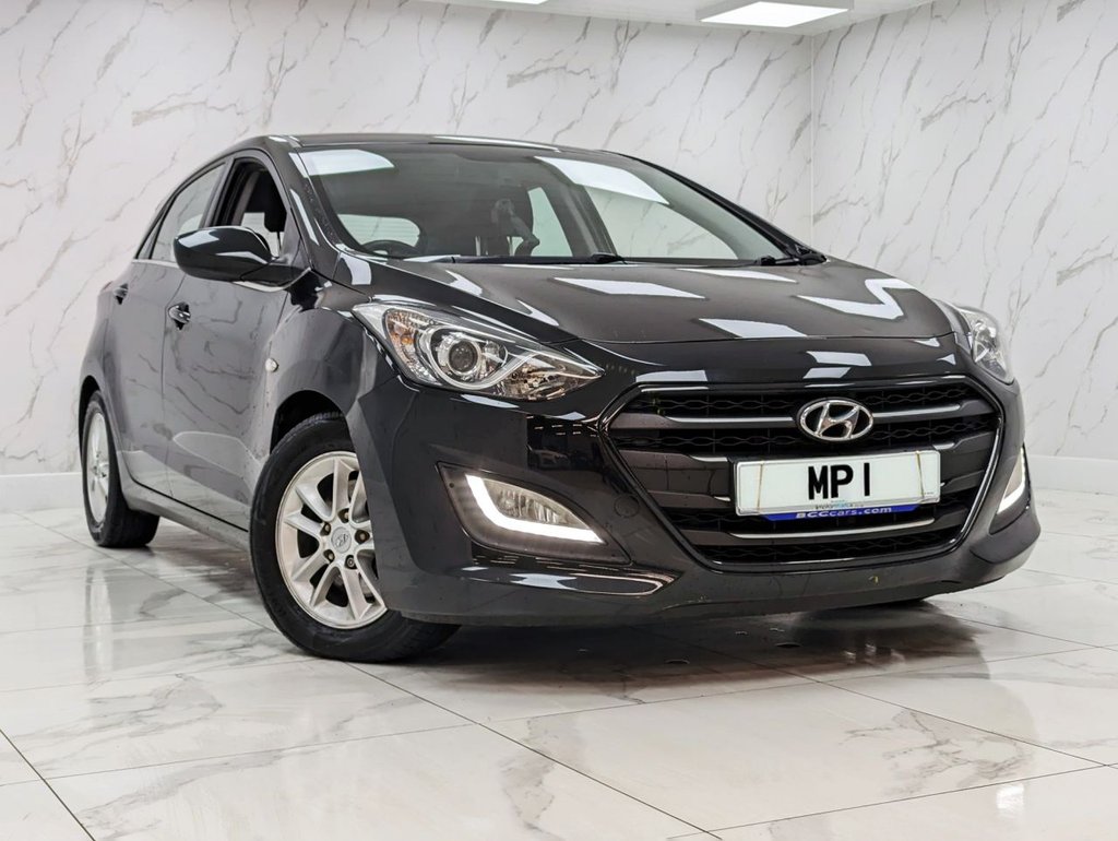 Used Hyundai i30 2016 for sale - 76105710: Photo 5