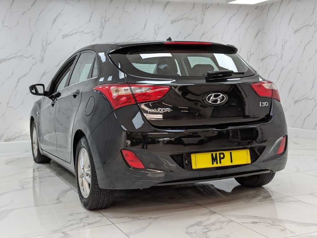 Used Hyundai i30 2016 for sale - 76105710: Photo 8