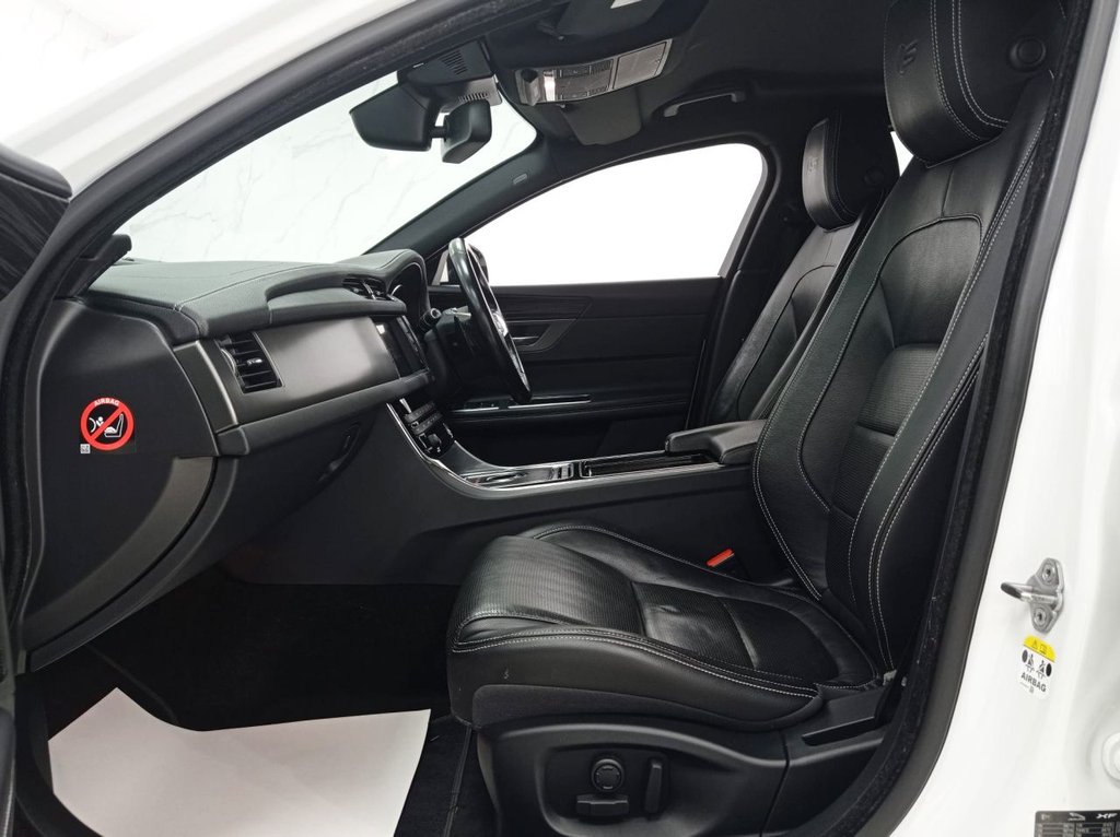 Used Jaguar XF 2016 for sale - 77370084: Photo 16